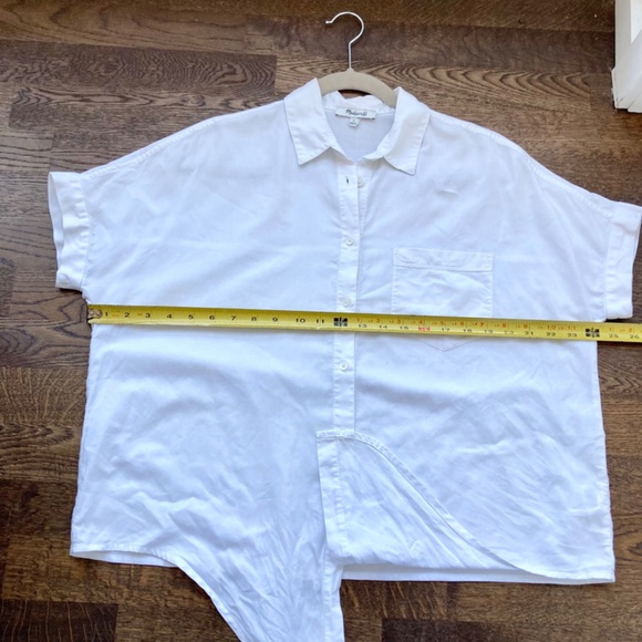 Madewell short sleeve tie front button down shirt in white - Picture 14 of 14